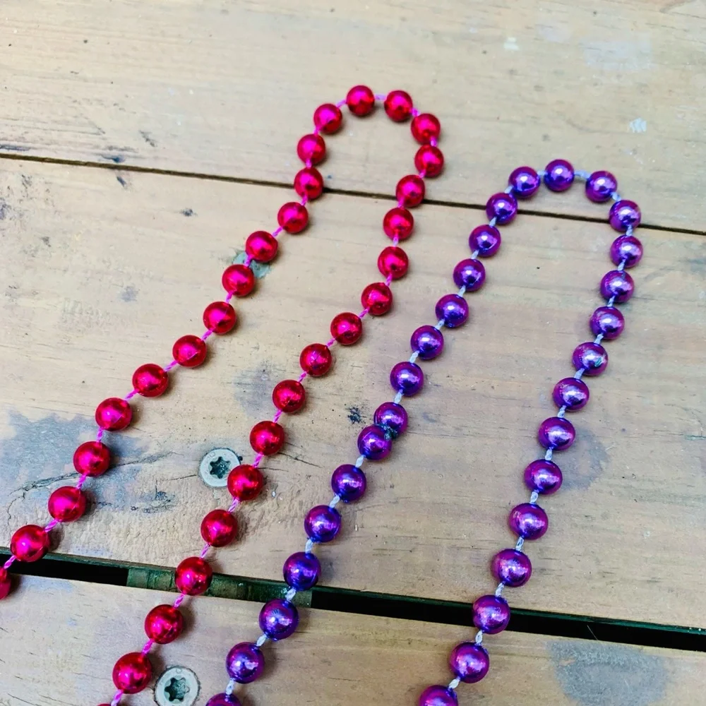 Mardi Gras Beaded necklaces (2) plastic pink and purple jewelry
